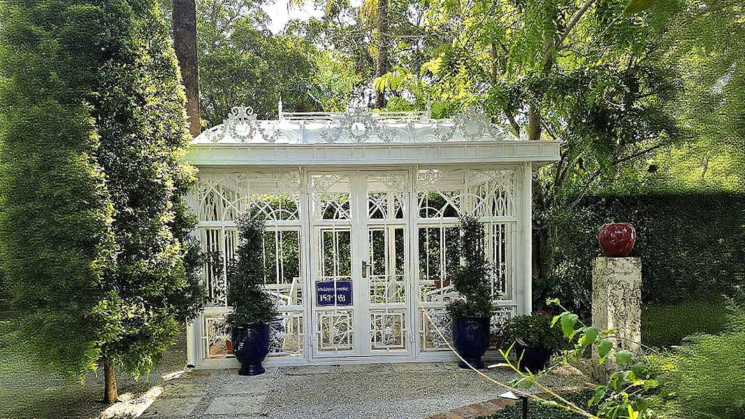Small White Victorian Glass Greenhouse